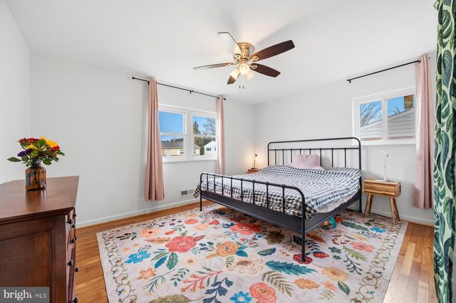 1204 CANBERWELL RD, Baltimore, MD 21228