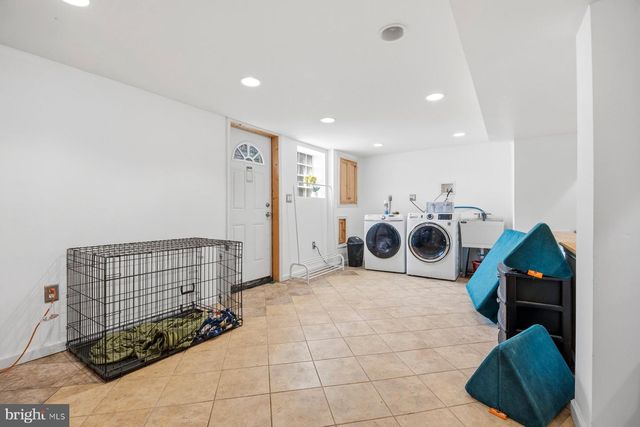 1204 CANBERWELL RD, Baltimore, MD 21228