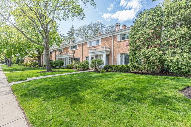 1534 Palmgren Drive, Glenview, IL 60025