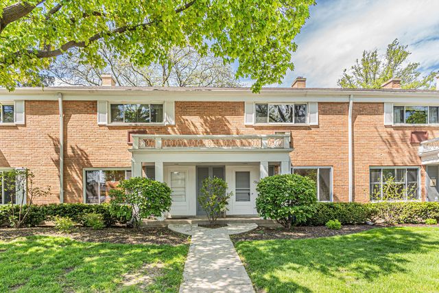 1534 Palmgren Drive, Glenview, IL 60025