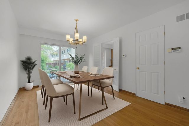 1534 Palmgren Drive, Glenview, IL 60025