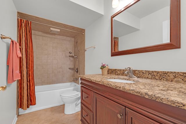 1534 Palmgren Drive, Glenview, IL 60025