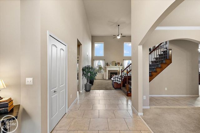 15833 Kingsway Drive, Macomb Twp, MI 48044