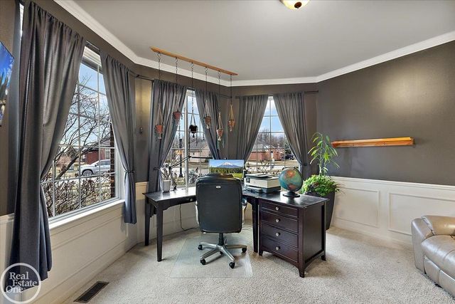 15833 Kingsway Drive, Macomb Twp, MI 48044