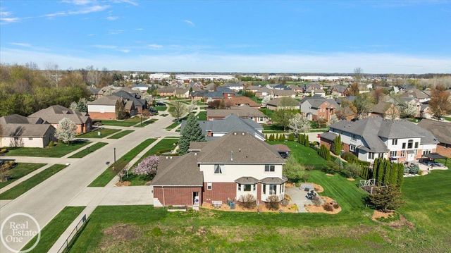 15833 Kingsway Drive, Macomb Twp, MI 48044