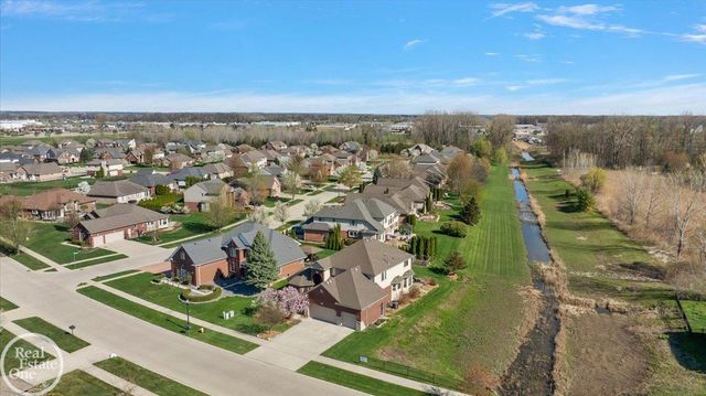 15833 Kingsway Drive, Macomb Twp, MI 48044