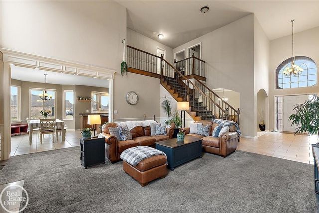 15833 Kingsway Drive, Macomb Twp, MI 48044