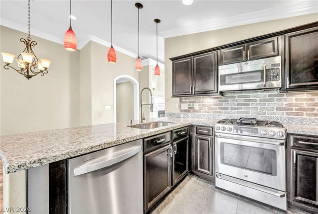 5924 Radiance Park Street, North Las Vegas, NV 89081