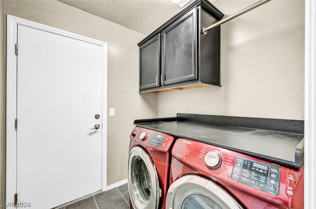5924 Radiance Park Street, North Las Vegas, NV 89081