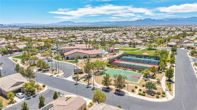 5924 Radiance Park Street, North Las Vegas, NV 89081