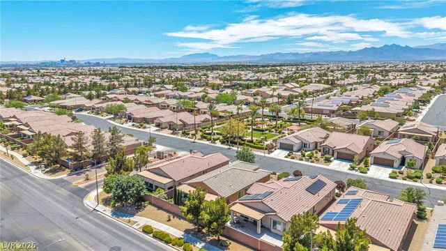 5924 Radiance Park Street, North Las Vegas, NV 89081