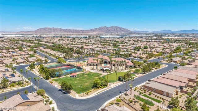 5924 Radiance Park Street, North Las Vegas, NV 89081