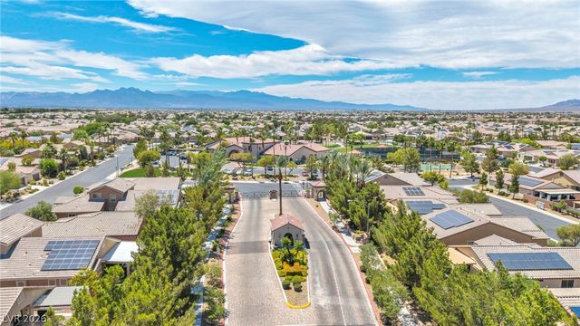 5924 Radiance Park Street, North Las Vegas, NV 89081