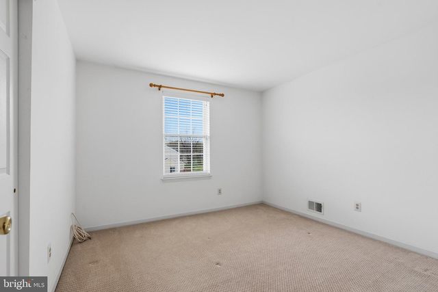 1437 HILLCREST CT, Lansdale, PA 19446