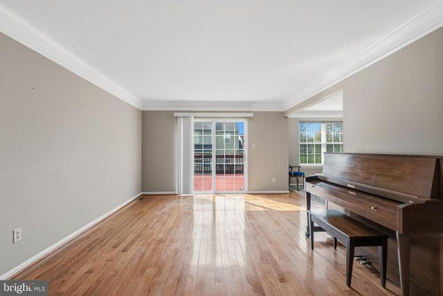 1437 HILLCREST CT, Lansdale, PA 19446
