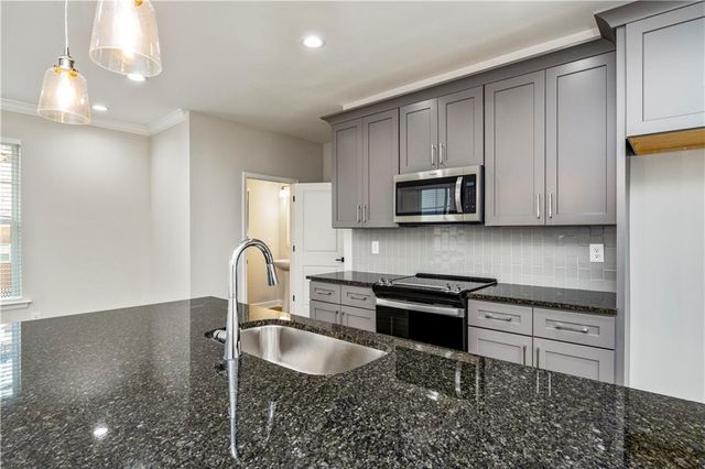 2000 Main Street NW, Atlanta, GA 30318