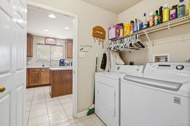 133 Falling Sun, Cibolo, TX 78108