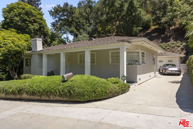 10630 Somma Way, Los Angeles, CA 90077