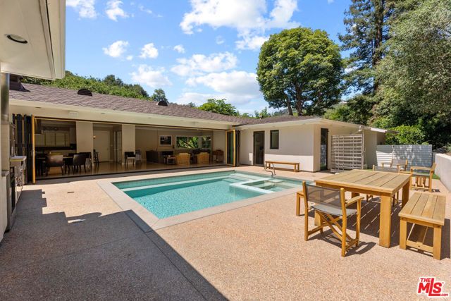 10630 Somma Way, Los Angeles, CA 90077
