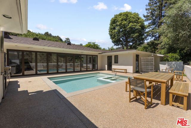 10630 Somma Way, Los Angeles, CA 90077