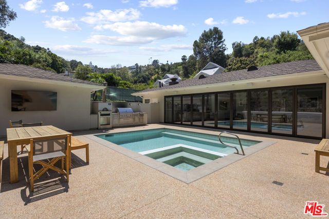 10630 Somma Way, Los Angeles, CA 90077