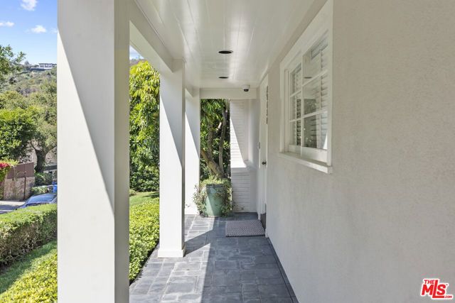 10630 Somma Way, Los Angeles, CA 90077