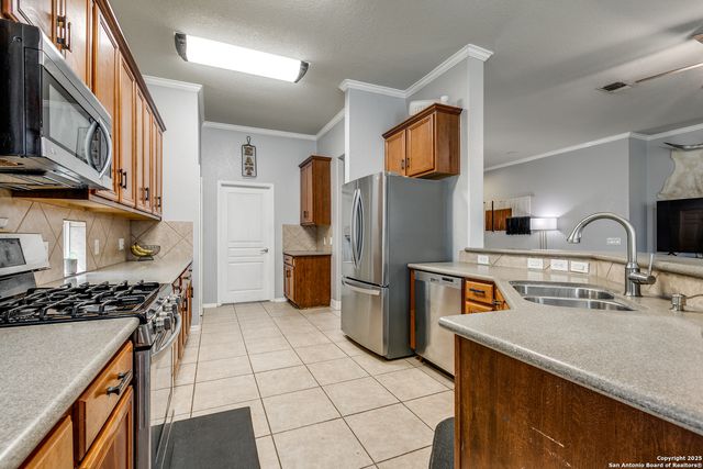 1018 Tumbling Oaks, San Antonio, TX 78260