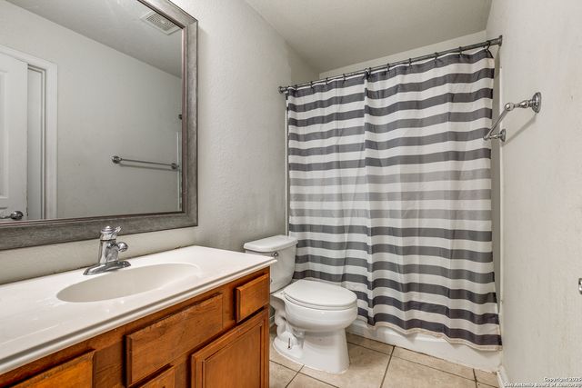 1018 Tumbling Oaks, San Antonio, TX 78260