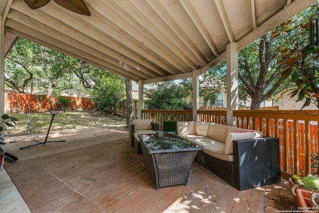 1018 Tumbling Oaks, San Antonio, TX 78260