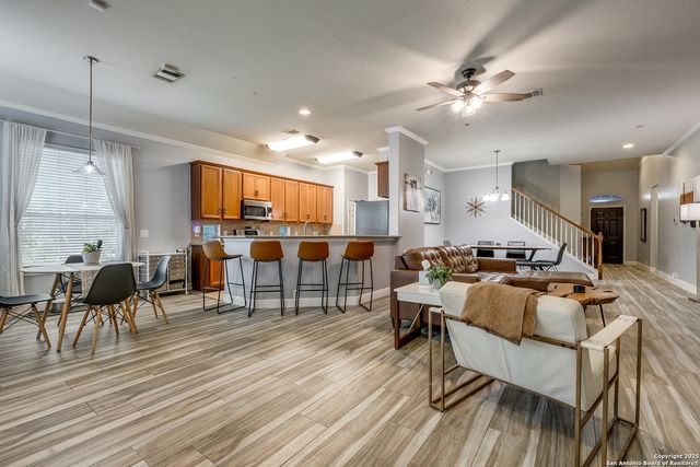 1018 Tumbling Oaks, San Antonio, TX 78260