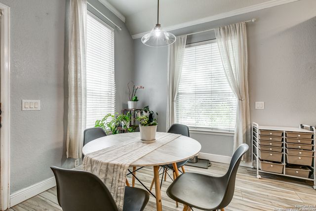 1018 Tumbling Oaks, San Antonio, TX 78260