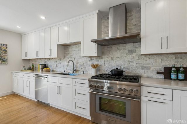 49 Nordhoff Street, San Francisco, CA 94131