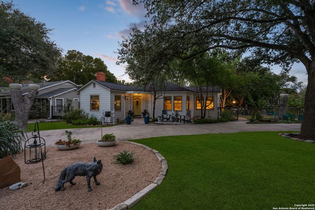 401 Corona, San Antonio, TX 78209