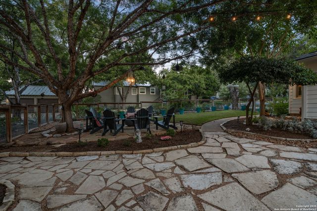 401 Corona, San Antonio, TX 78209