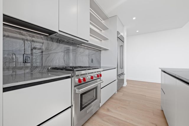 610 Davis ST 2712, Austin, TX 78701