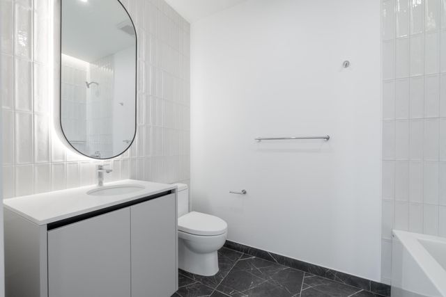 610 Davis ST 2712, Austin, TX 78701