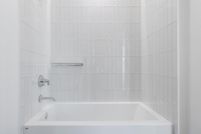 610 Davis ST 2712, Austin, TX 78701