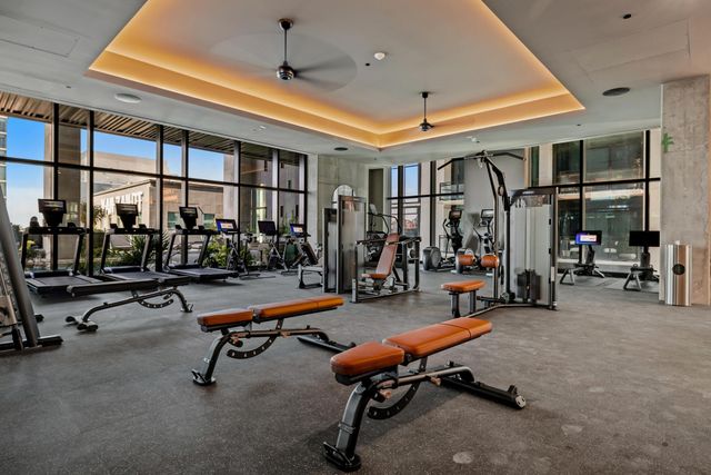 610 Davis ST 2712, Austin, TX 78701
