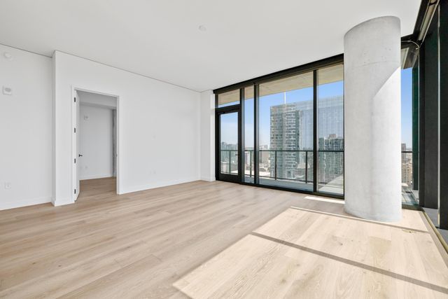 610 Davis ST 2712, Austin, TX 78701