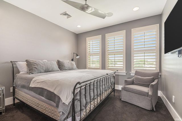 112 S Niles Avenue, South Bend, IN 46617