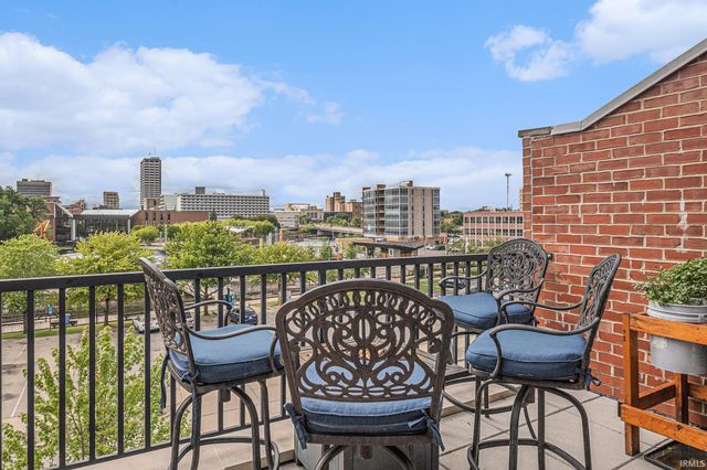 112 S Niles Avenue, South Bend, IN 46617