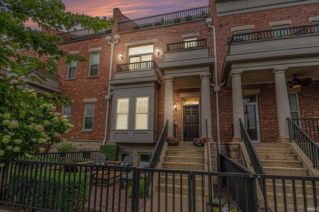 112 S Niles Avenue, South Bend, IN 46617