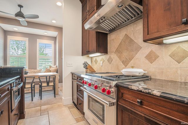 112 S Niles Avenue, South Bend, IN 46617