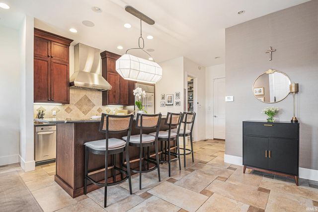 112 S Niles Avenue, South Bend, IN 46617