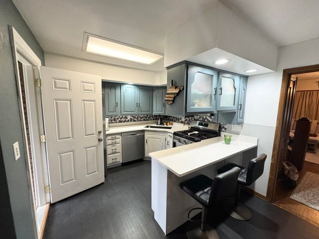 511 9th Avenue, Huntington, WV 25701