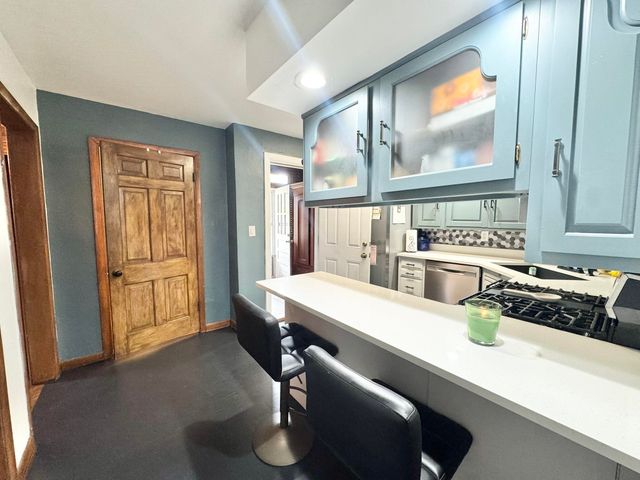 511 9th Avenue, Huntington, WV 25701