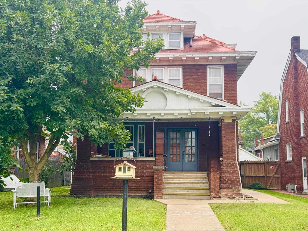 511 9th Avenue, Huntington, WV 25701