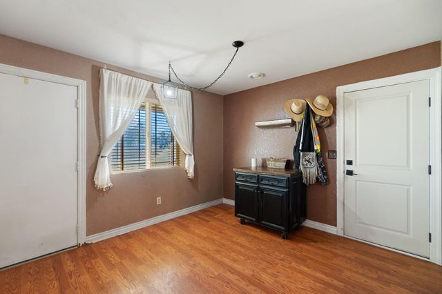 1971 Spruce Circle, Anderson, CA 96007