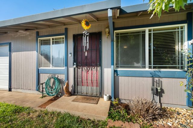 1971 Spruce Circle, Anderson, CA 96007