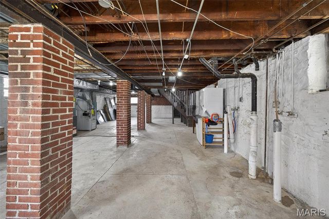 3668 Botanical Avenue, St Louis, MO 63110